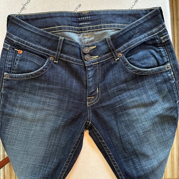 Hudson - Stretch bootcut jeans w/ triangular flap pockets in dark wash, Size 29 - Picture 14 of 16